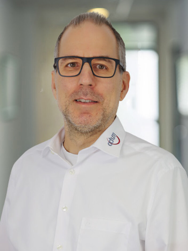 Portraitbild Roland Weichert